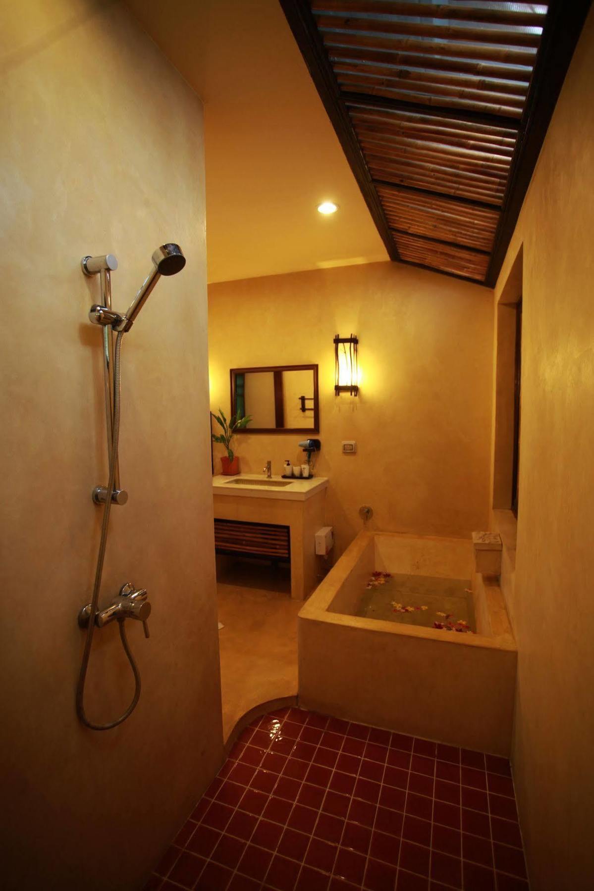 Ingnatee Resort Pathum Thani Esterno foto